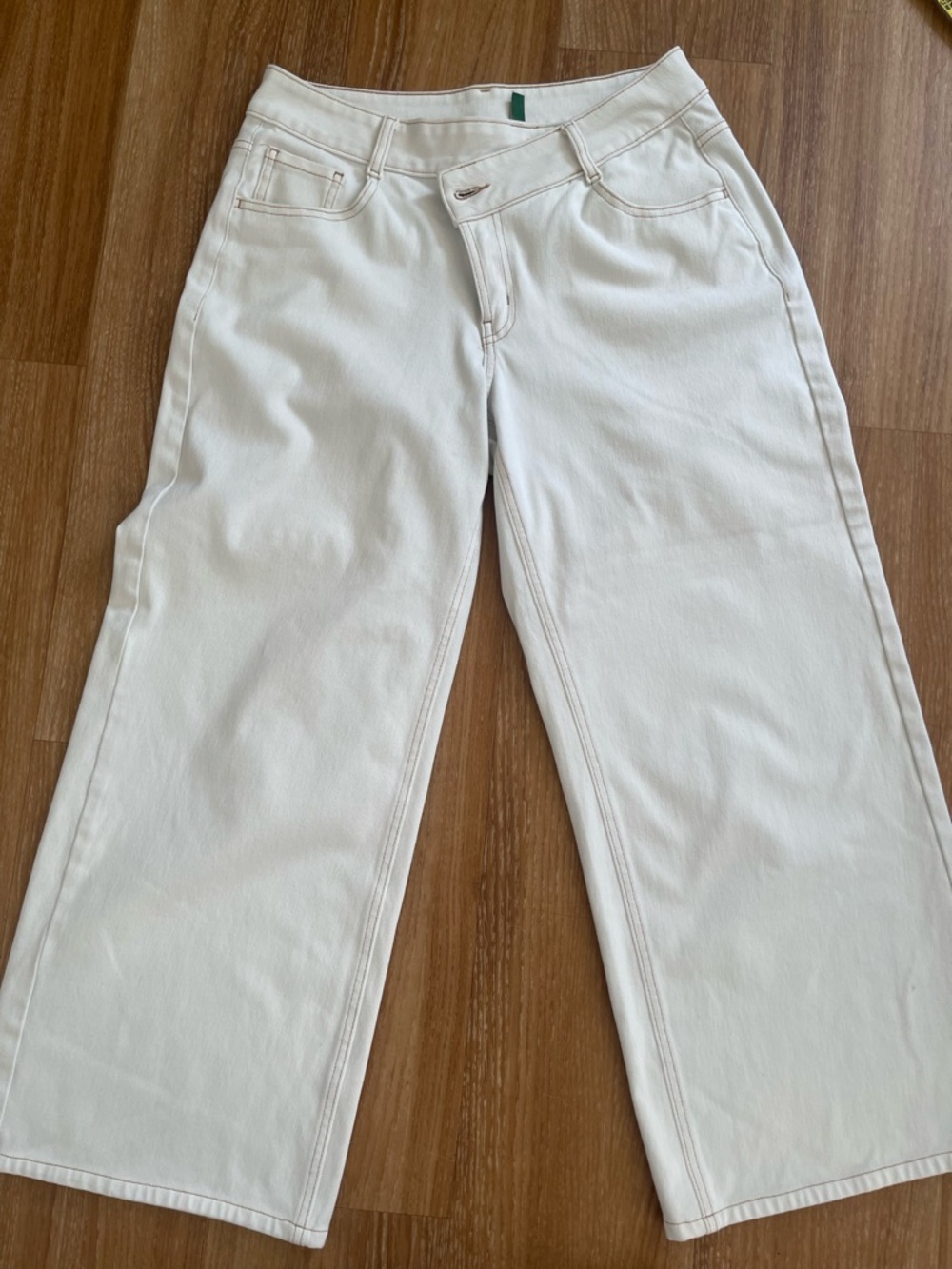 HALARA Cream Wide-Leg Jeans - High-Rise Flare